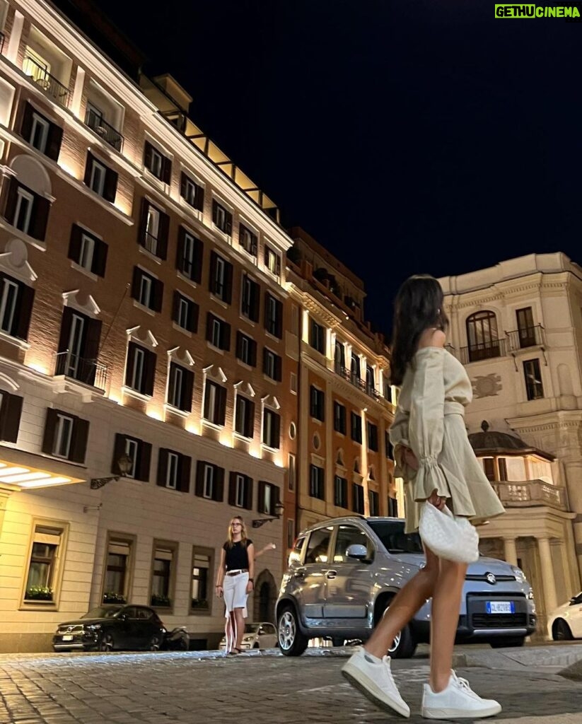 Sistine Rose Stallone Instagram - Italia, Roma
