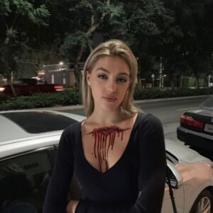 Sistine Rose Stallone Instagram - World’s worst paper cut