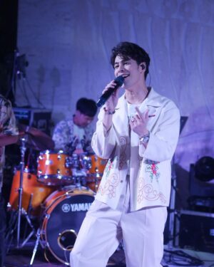 Siwat Chotchaicharin Instagram - เต็มที่เสมอนะจ้ะ🔥😘 
โอกาสหน้าเชิญใหม่ครับ #swmband #singwithmeband