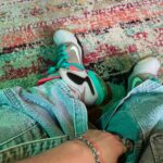 Sky Katz Instagram - smiling cause all i’ve done this week is make music & buy shoes