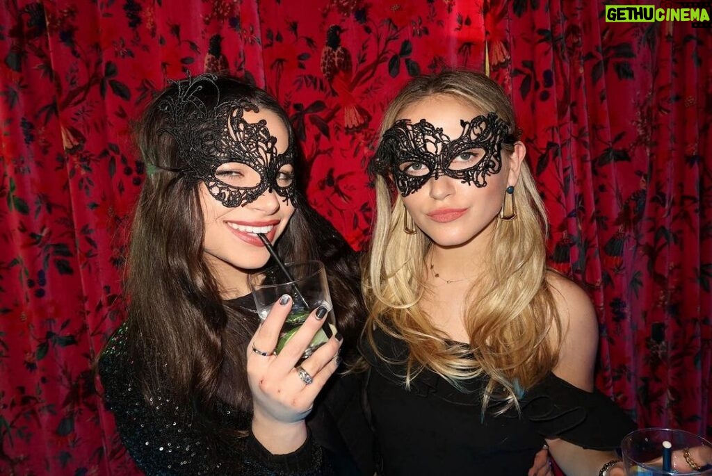 Sky Katz Instagram - sister masquerade 🥂