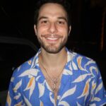 Skylar Astin Instagram - And that’s Barbados!🍹🐢🏄🏻‍♂️🇧🇧