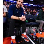 Skylar Astin Instagram - Holiday Family Fun Pt 1 🏀🎄🏒🕎 Madison Square Garden
