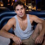 Skylar Astin Instagram - In between shows. 📸 @geraldine_petrovic 💇🏻‍♂️ by sweat Hard Rock Hotel NYC