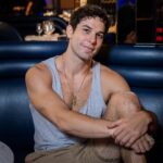 Skylar Astin Instagram - In between shows. 📸 @geraldine_petrovic 💇🏻‍♂️ by sweat Hard Rock Hotel NYC