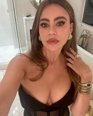Sofía Vergara Instagram - 💖 #billboardwomanoftheyear