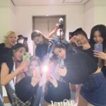 Son Chae-young Instagram - *･゜ﾟ･*:.｡..｡.:*･ 오늘 트와이스가 지나온 시간들이 엄청 가득히 머릿속에서 떠오르면서 평소같았으면 그렇지않을 팬분들이 보내준 메세지 그리고 멤버들이 하는 말들과 행동들 때문에 눈물이 금방이라도 터져나올것같았어요. 그만큼 우리가 잘 버텨왔구나싶고 아직도 서로를 너무 아끼고 사랑하고 에너지가 넘치는구나 너무 감사하다 라고생각했던거같아요. 트와이스를 통해서 너무 많은걸 배우고 성장할수있어서 행복하고 이렇게 좋은사람들이 내곁에있어서 너무 소중하고 감사해요. 우리가 어떤 모습으로든 다 사랑받을순 없겠지만 지금처럼 늘그래왔던것처럼 트와이스 답게 우리는 열심히 재미있게 걸어갈게요-! 많이 축하해주셔서 감사하고 멤버들 사랑해🤍 천방지축 막내 예뻐해주고 늘 귀여워해줘서 고마워 100살되어도 귀여워해줘.･*:.｡. .｡.:*･゜ﾟ･*