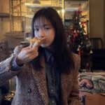 Son Na-eun Instagram - 🍕