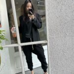 Son Na-eun Instagram - 🖤