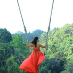 Sonalee Kulkarni Instagram – Bidding 2023 goodbye with A #Compulsorypost from #bali वरना #passport रख लेते है 🤪

#riceterrace #bali #ubud #indonesia #intagram #vibe #sonaleekulkarni #marathimulgi #traveller #storyteller 

#YOUTUBE #TRAVELOGUE IS IN 🔗 LINK IN BIO Aloha Ubud Swing