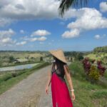 Sonalee Kulkarni Instagram – #Jatiluwih … UNESCO WORLD HERITAGE SITE in #bali 

This panoramic view of #riceterraces has my heart ❤️ and hat 👒 …. नहीं समझे …… ➡️till the🔚 and go to the LINK IN BIO 

#sonaleekulkarni #marathimulgi #travelblogger #youtube #indonesia #rice #farming #terracefarming Jatiluwih Village – Unesco World Heritage