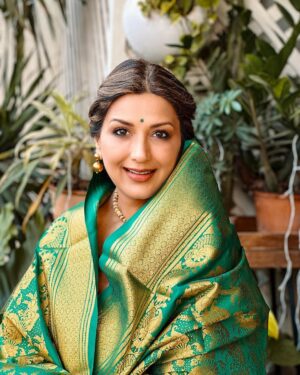 Sonali Bendre Instagram - तिळगुळ घ्या गोड गोड बोला 💚
Happy Makar Sankranti 🥰