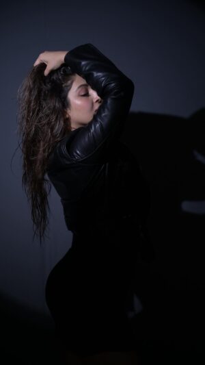Sonarika Bhadoria Instagram - 🖤