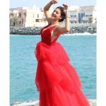 Soniya Bansal Instagram - If you don't like something, change it. If you can't change it, change your attitude
