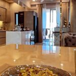 Sonu Kakkar Instagram - Tasty+Healthy Avocado Toast Recipe: Ingredients: 1/2 Avocado 2 tsp Lemon juice Pinch of Sea Salt Pinch of Black Pepper Red Chilly Flakes ( to sprinkle on top) A Slice of bread of your choice (Sourdough, Whole Wheat or any other) Method: Smash the avocado, add fresh lemon juice, add salt & pepper. Mix it all then spread it over the Toasted bread slice, sprinkle some red chilli flakes on top and ta-da it’s ready✨ Try it and Do lemme know in comments how you like it :) reels #sonukakkar #healthysnack