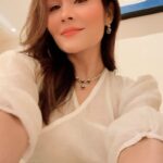 Sonu Kakkar Instagram - गली में आज चाँद निकला🌙😅🤍 # #reels #galimeinchand by #sonukakkar #reelsindia #reelsinstagram