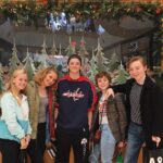 Sophia Lillis Instagram - Had the darndest good time with me buds! Happy Holidays!