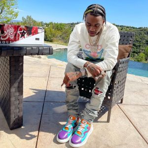 Soulja Boy Instagram - New @souljastarsbrand color way drop out now order today #SouljaStars ⭐️😊