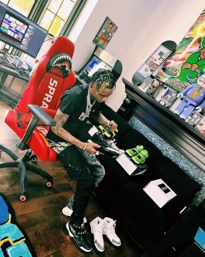 Soulja Boy Instagram - Blessed and thankful 🙏🏾