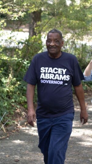 Stacey Abrams Instagram - Thanks, dad ☺️
 
Early voting starts on October 17. Make a plan to vote today: staceyabrams.com/vote