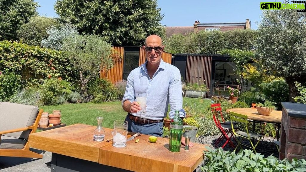 Stanley Tucci Instagram - Here’s to winter. @tanqueraygin #ad