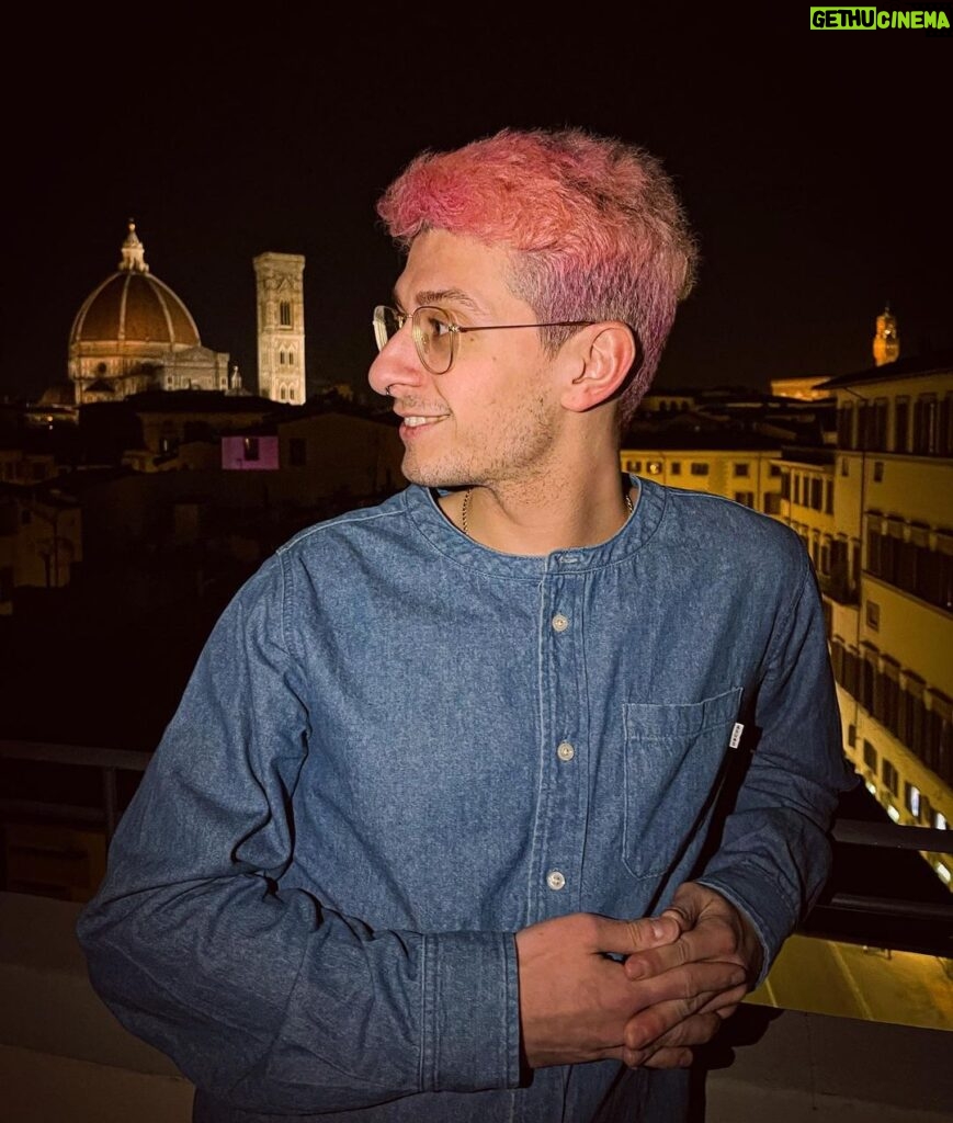 Stefano Lepri Instagram - sognando la mia casa vista Duomo 😍