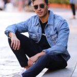 Stefano Lepri Instagram - Autunno 2020 non sarà col giubbotto di jeans purtroppo 😅 mi sa che tiro fuori il parka !! 260/366