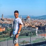 Stefano Lepri Instagram - Sto finendo gli scatti dell’estate.. a breve rimarranno solo foto gnudo o con gli occhiali da sole 😂 .. ho già nostalgia, comunque promesso appena posso scatto tante nuovissime foto 🥳 246/366