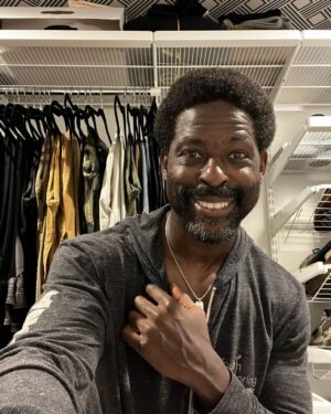 Sterling K. Brown Instagram - What up, peeps? Exploring some post Randall looks! #FunWithHair Any and all suggestions welcome! @ryanmichelleb doesn’t want me to do the rows…but she may have to give me a week! 😁