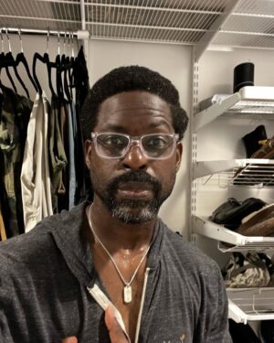 Sterling K. Brown Instagram - What up, peeps? Exploring some post Randall looks! #FunWithHair Any and all suggestions welcome! @ryanmichelleb doesn’t want me to do the rows…but she may have to give me a week! 😁