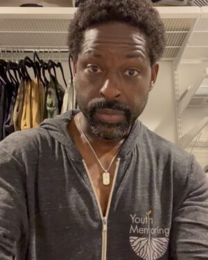 Sterling K. Brown Instagram - What up, peeps? Exploring some post Randall looks! #FunWithHair Any and all suggestions welcome! @ryanmichelleb doesn’t want me to do the rows…but she may have to give me a week! 😁
