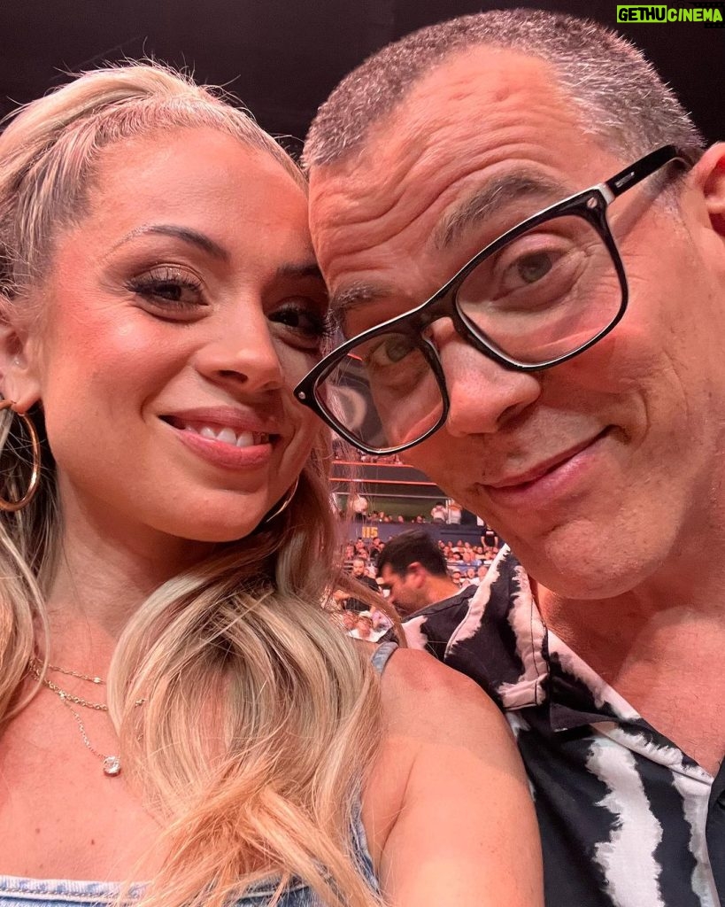 Steve-O Instagram - At the @ufc fights in Nashville with @luxalot last night. We came out here to look at properties for our animal sanctuary and we REALLY like it here! Thanks, as always, for everything, @danawhite and everyone at @ufc! Nashville, Tennessee