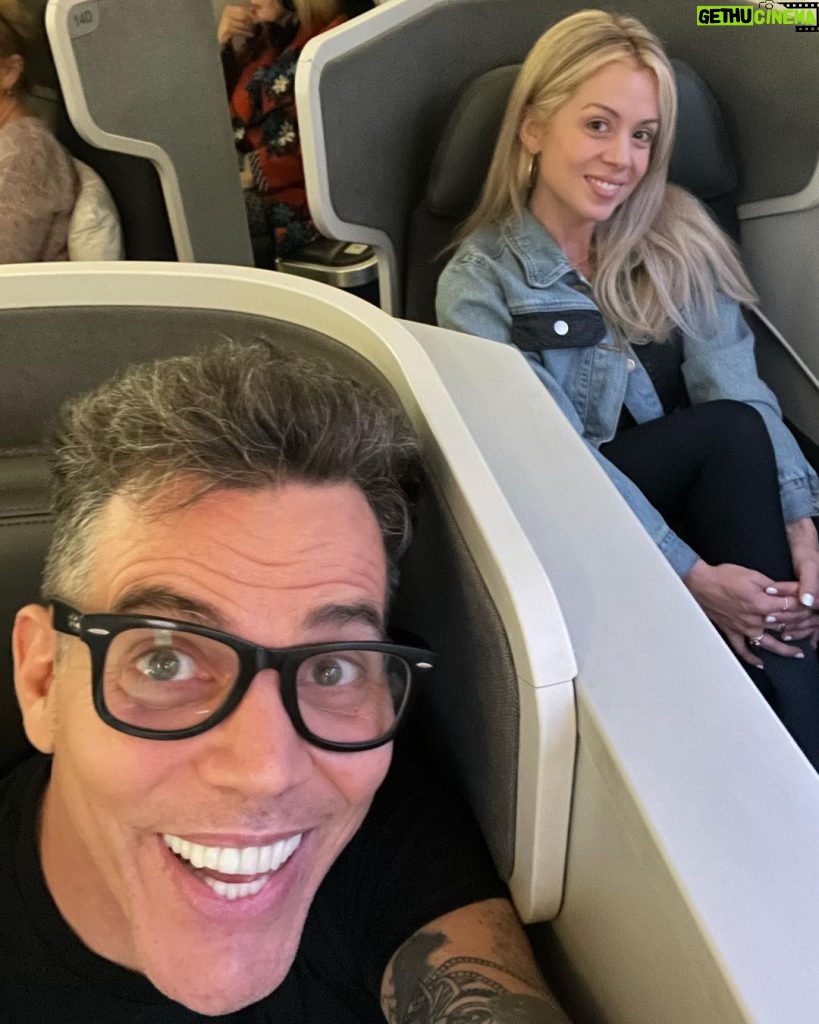 Steve-O Instagram - Flying to England with a super hot blonde behind me… it’s @luxalot! #BlondesHaveMoreFun
