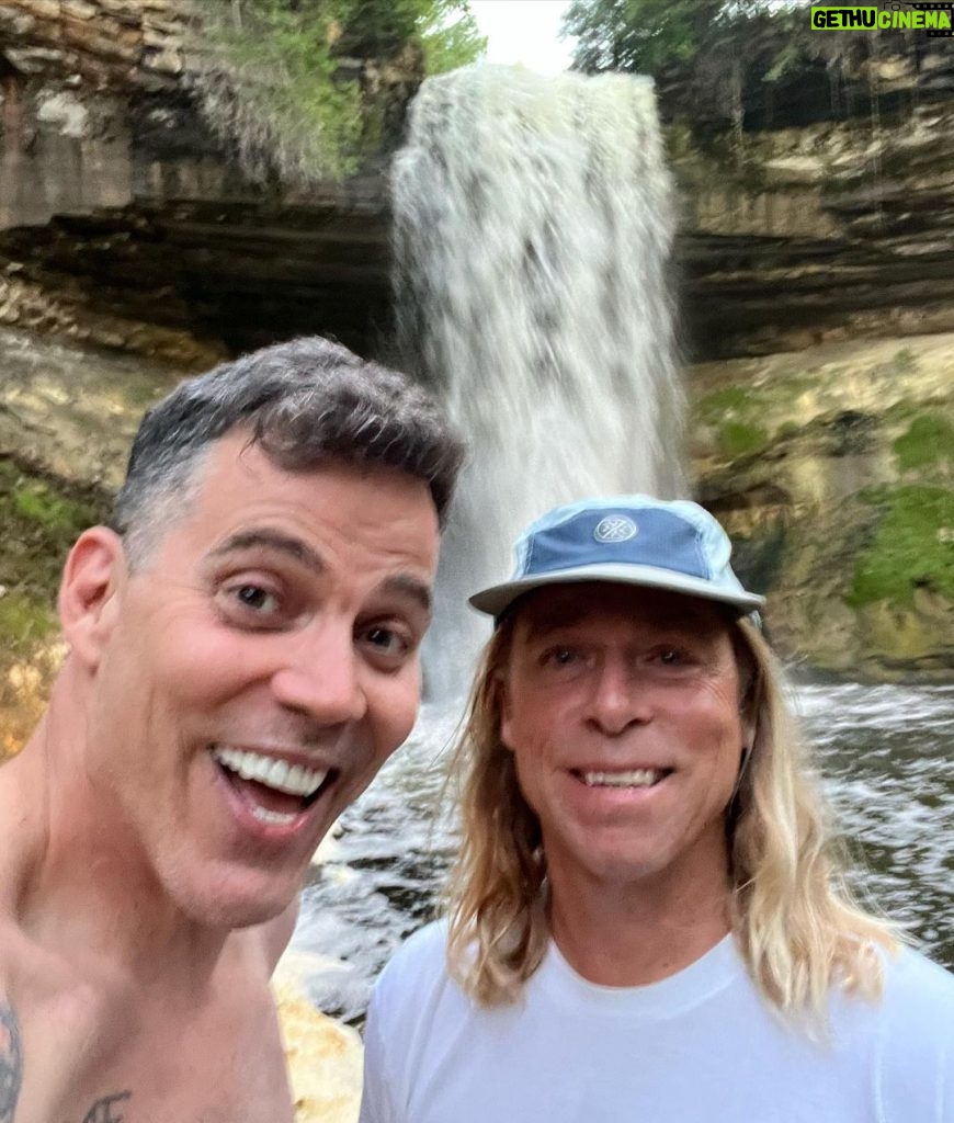 Steve-O Instagram - Look who’s on tour with me! It’s @daveengland! He’s opening my shows the next four nights, through Fargo, ND!