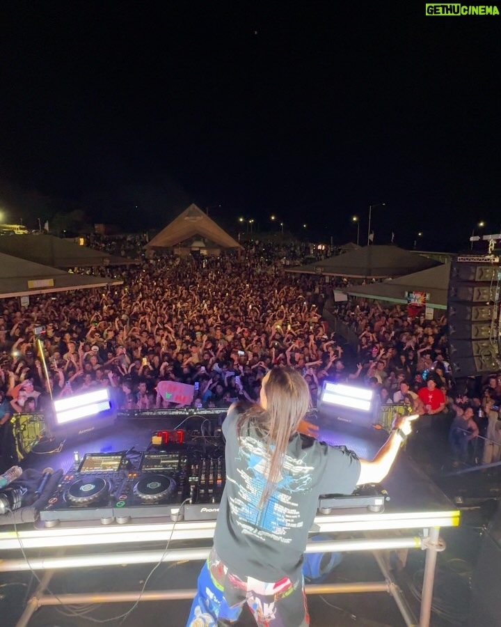 Steve Aoki Instagram - Sold out my Hawaii show! My brother @kevaoki holds it down out here for the Aoki fam so it’s become my second home for me. Mahalo!! 1. My club remix for Hungry Heart literally dropped yesterday. 2. Fam 3. Welcome to the @dimmak fam @wolfganggartner 4. Extra icing in Hawaii. These Hawaiian bakers didn’t hold back. 5. Yeaaaaaaahhhh @liljon voice 6. Everything U do makes me feel. #afroki 7. Group shot with my Hawaiian friends 8. Thank u @nostalgixmusic for rocking a set. U killed it! 9. Cake signs always get the priority 10. I ❤ Hawaii Wet 'n' Wild Hawaii