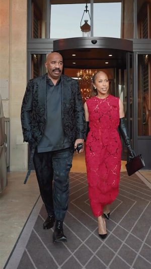 Steve Harvey Instagram - My forever valentine @marjorie_harvey 🌹❤️