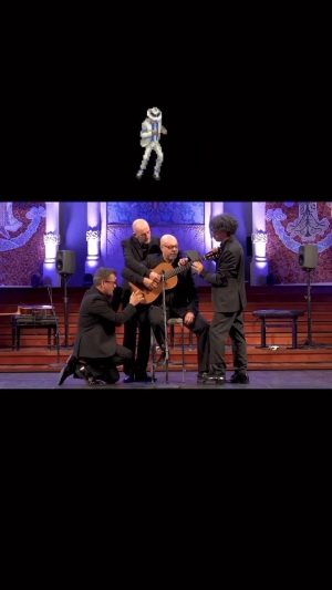 Steve Harvey Instagram - WHAT???? I FEEL IT 

#Repost @edudellaflora
・・・
Fantastic! 🤘🔥🎸 Sigam: @barcelona_guitar_trio
#edudellaflora #michaeljackson #guitar #billiejean #reels #instagram #instagood #art #music #instadaily