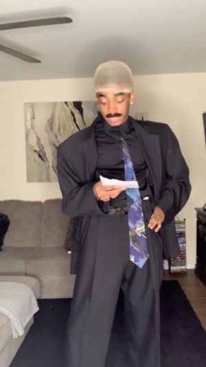 Steve Harvey Instagram - It’s the entrance run for me 😂🤣😂 @vibin.wit.tay
