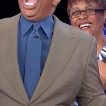 Steve Harvey Instagram - Something you should warn a date about before bringing them home?? 😕🔥😕 #SteveHarvey brings the ROAST! #FamilyFeud