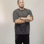 Steve Howey Instagram - I miss him #kev #shameless