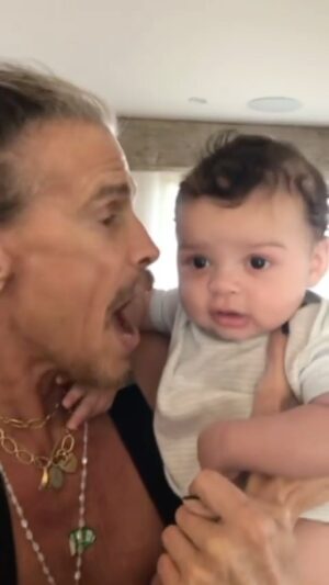 Steven Tyler Instagram - ❤️❤️❤️
#REPOST @miatyler Wouldn’t be a proper birthday without giving thanks to the man who helped make me. This video of my Dad & Ax from 4 years ago is melting my heart. Thank you for life! Thank you for making me so I could make Ax. Thank you for all you’ve given us. I love you!