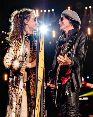 Steven Tyler Instagram - GRINNING AND WINNING WITH MY TOXIC TWIN… HAPPY BIRTHDAY @joeperryofficial 🎂🤘
📷 @zack.whitford