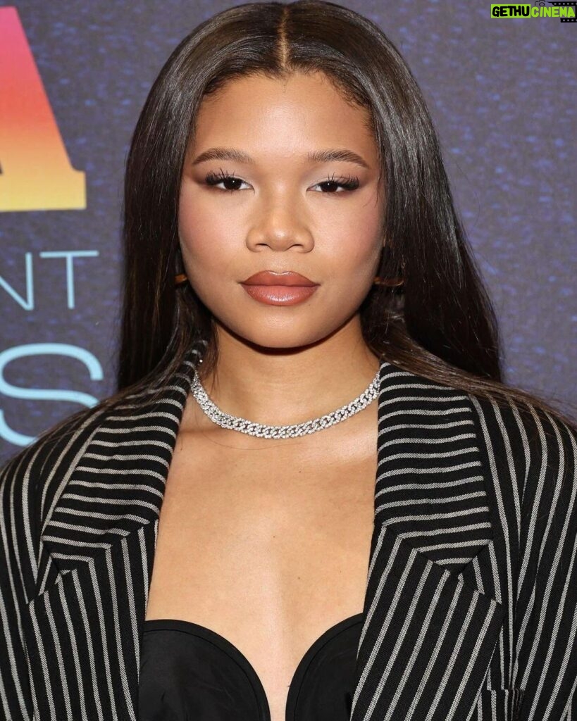 Storm Reid Instagram - thank you so much @footwearnews i’m full of gratitude. so grateful to be on this fashion journey. thank you @charlene_mas & @newbalance for seeing and believing in me. @jasonbolden & @johnmumblo love y’all mucho. love you mommy! ♥️🥹 New York, New York
