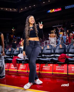 Storm Reid Instagram - i meannnn…i obviously won the slam dunk contest last night 🤭