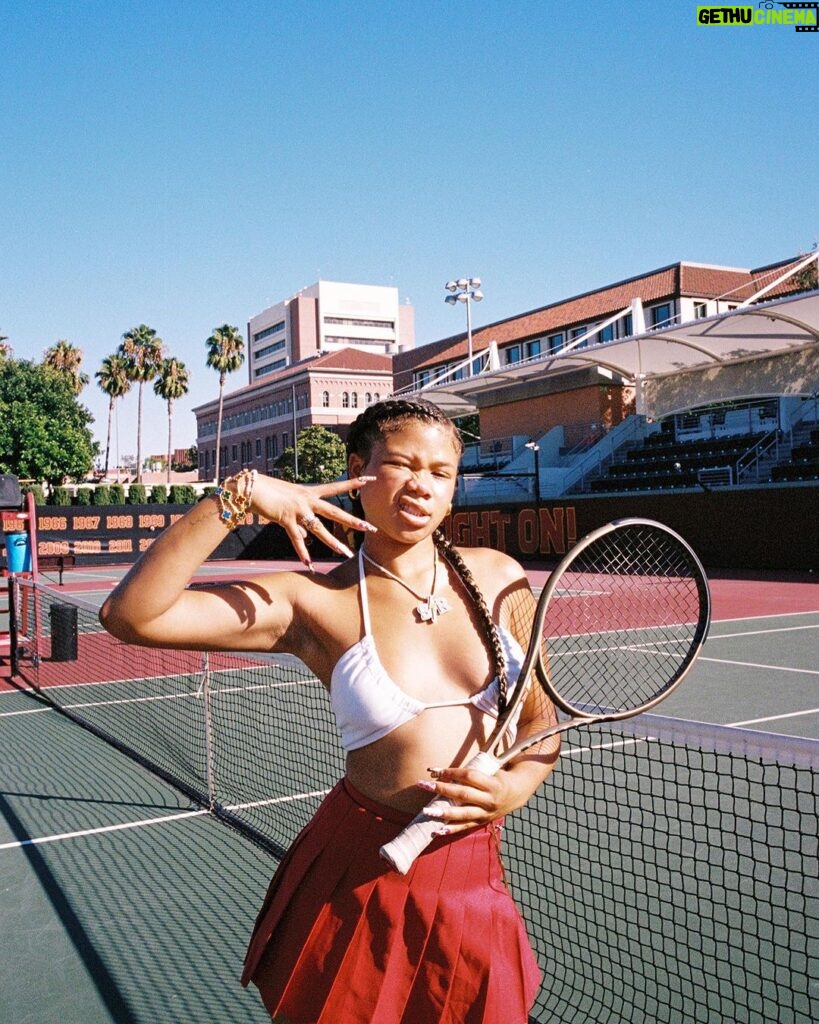 Storm Reid Instagram - szn 3/4 w my babies! 🥰 #juniors 📸: @cancerblake Los Angeles, California