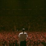 Stromae Instagram - L’année 2022 fût intense et remplie de moments incroyables 💥 Retour sur les 10 évènements qui m'ont marqué : 1. Performance de L’enfer au JT de TF1 2. Préparation du live et les 3 avant-premières 3. Coachella 4. Met Gala 5. Tournage du clip Mon amour 6. La tournée des festivals 7. 2 concerts sold out au Madison Square Garden 8. 4 concerts sold out au Centre Bell 9. Des dizaines d’interviews en Europe et aux US 10. Le Late Show de Stephen Colbert Merci à vous, qui m’avez suivi et soutenu durant cette année. Ca promet pour 2023, j’ai hâte de vivre la suite de l’aventure Multitude 🫶🏽 — The year 2022 was intense and filled with incredible moments 💥 A look back on 10 major events : 1. Performance of L'enfer at the TF1 TV news 2. Preparation of the live show and the 3 premiere shows 3. Coachella 4. Met Gala 5. Shooting of the music video Mon amour 6. The EU festival tour 7. 2 concerts sold out at Madison Square Garden 8. 4 concerts sold out at the Bell Center 9. Dozens of interviews in Europe and the US 10. The Late Show of Stephen Colbert Thanks to you, who followed and supported me during this year. I can't wait to be in 2023 and live the continuation of the Multitude adventure 🫶🏽
