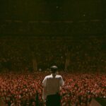 Stromae Instagram – L’année 2022 fût intense et remplie de moments incroyables 💥

Retour sur les 10 évènements qui m’ont marqué : 
1. Performance de L’enfer au JT de TF1
2. Préparation du live et les 3 avant-premières
3. Coachella 
4. Met Gala
5. Tournage du clip Mon amour
6. La tournée des festivals 
7. 2 concerts sold out au Madison Square Garden
8. 4 concerts sold out au Centre Bell 
9. Des dizaines d’interviews en Europe et aux US
10. Le Late Show de Stephen Colbert

Merci à vous, qui m’avez suivi et soutenu durant cette année. Ca promet pour 2023, j’ai hâte de vivre la suite de l’aventure Multitude 🫶🏽 

— 

The year 2022 was intense and filled with incredible moments 💥

A look back on 10 major events : 
1. Performance of L’enfer at the TF1 TV news
2. Preparation of the live show and the 3 premiere shows
3. Coachella 
4. Met Gala
5. Shooting of the music video Mon amour
6. The EU festival tour 
7. 2 concerts sold out at Madison Square Garden
8. 4 concerts sold out at the Bell Center 
9. Dozens of interviews in Europe and the US
10. The Late Show of Stephen Colbert

Thanks to you, who followed and supported me during this year. I can’t wait to be in 2023 and live the continuation of the Multitude adventure 🫶🏽