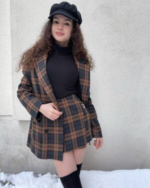 Su Burcu Yazgı Coşkun Instagram - 🤎