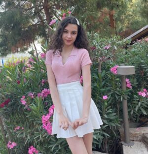 Su Burcu Yazgı Coşkun Instagram - 💌