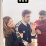 Sugandha Mishra Instagram - Thand Se Kaise Bache ? 😂😂🥶 . . . #winter #punjab #couplereels #powercouple #couplegoals #jalandhar #sugandhamishra #drsanketbhosale #sanketbhosale #married #quarter #sweater